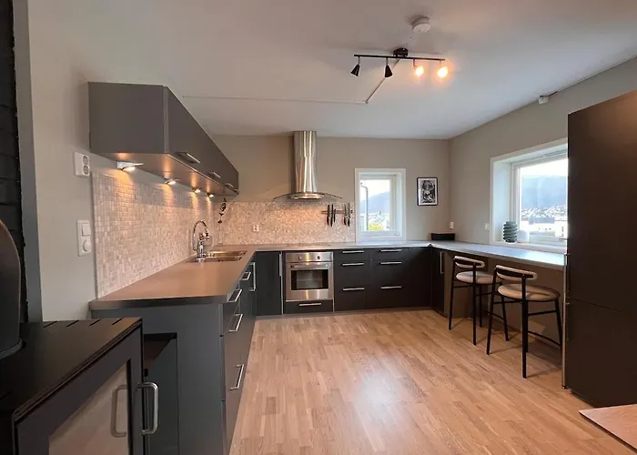 아파트 Cozy Centrally Located In *